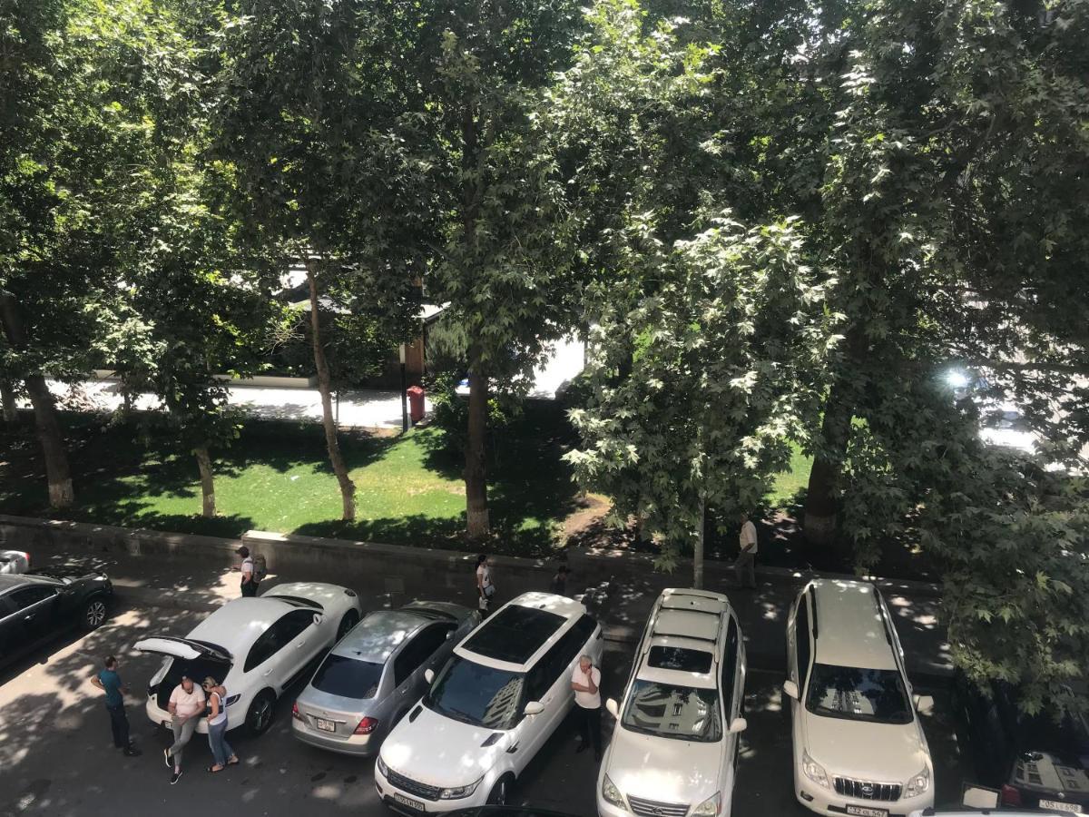 Nor Ekats Aparthotel Jerevan Exteriör bild