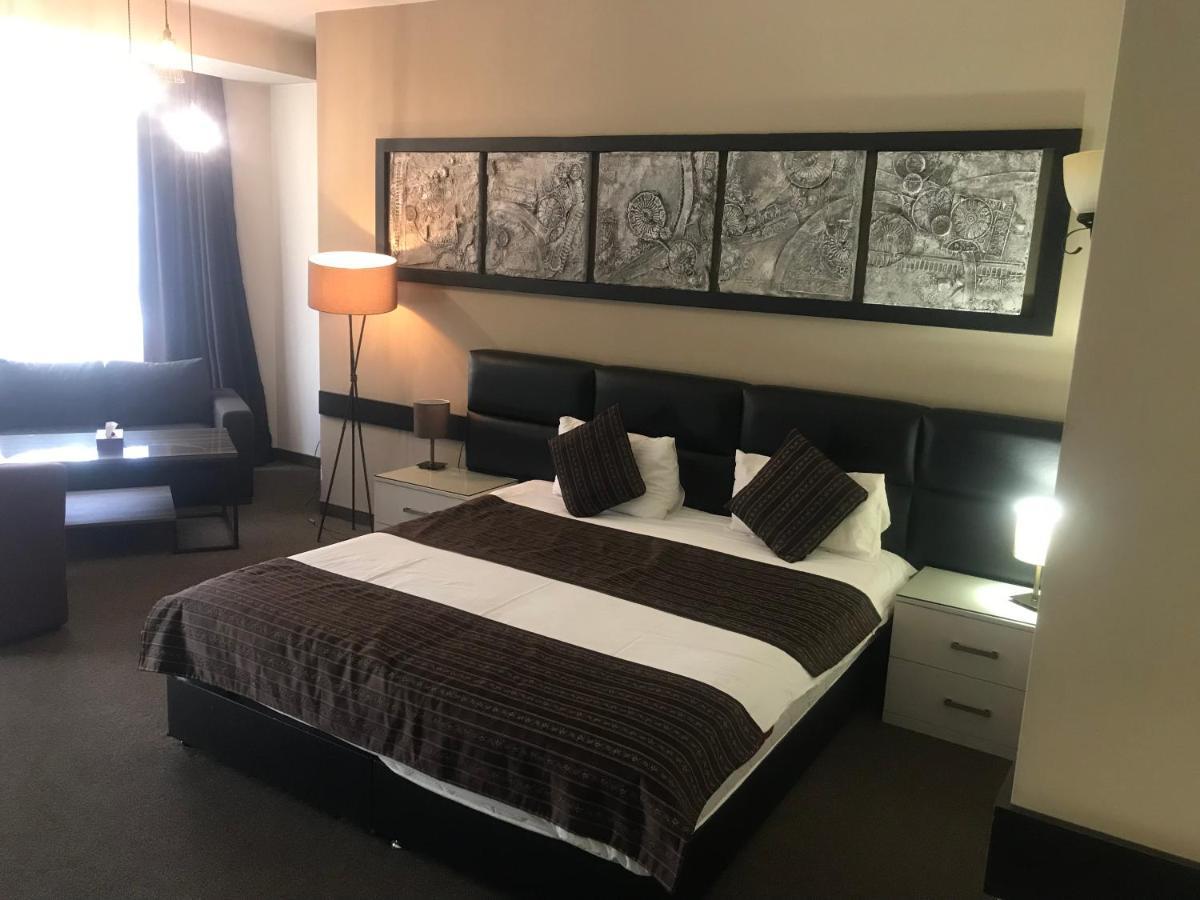 Nor Ekats Aparthotel Jerevan Exteriör bild