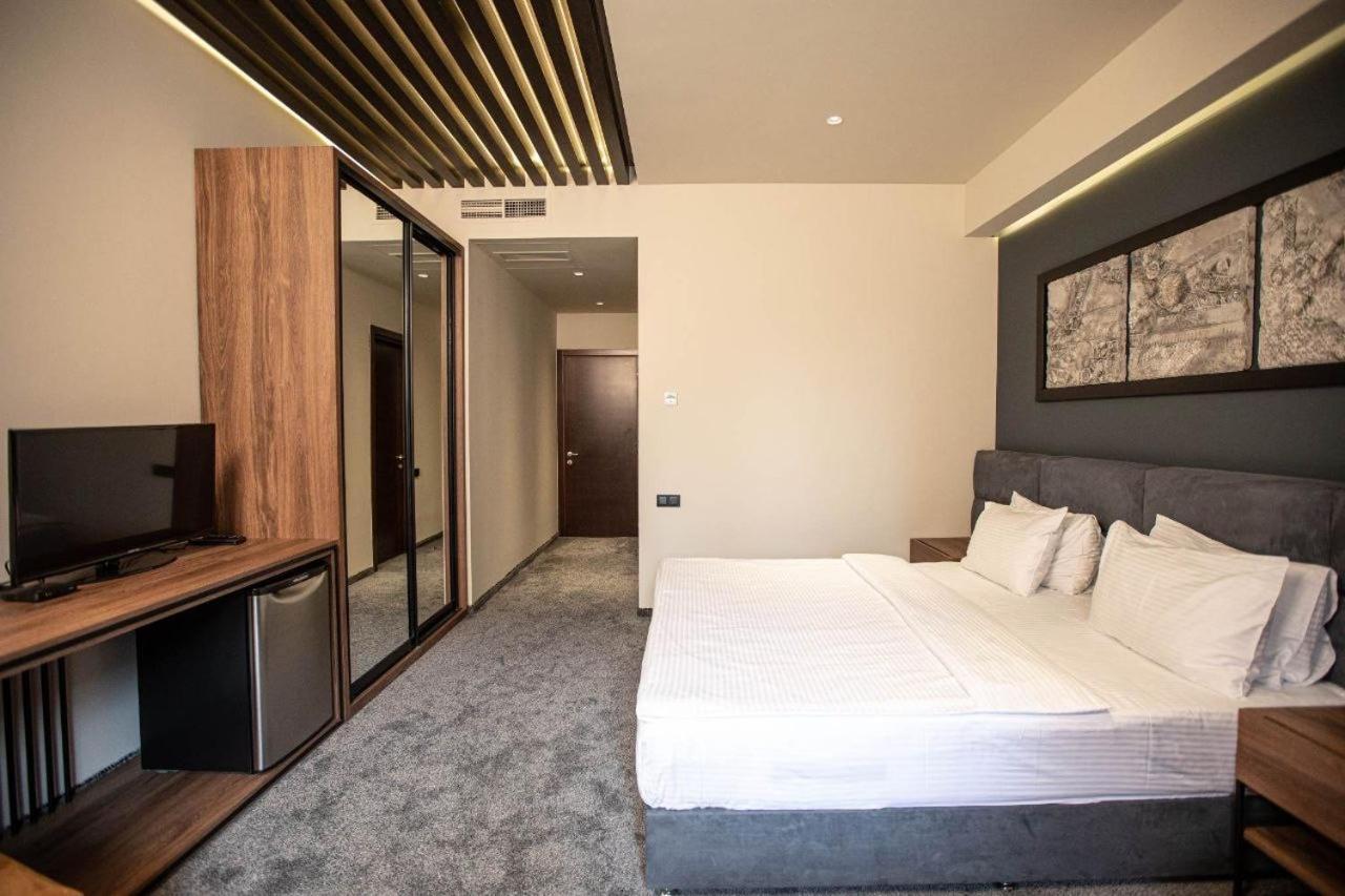 Nor Ekats Aparthotel Jerevan Exteriör bild