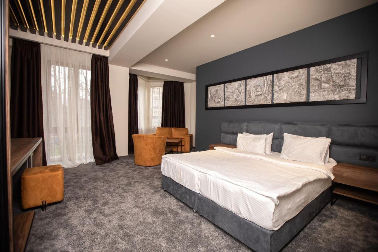 Nor Ekats Aparthotel Jerevan Exteriör bild